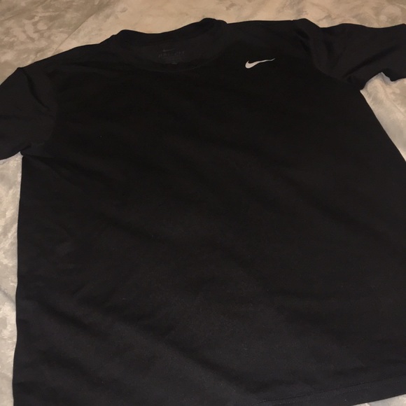 NIKE T-shirt short sleeve dri fit size M - Picture 5 of 6